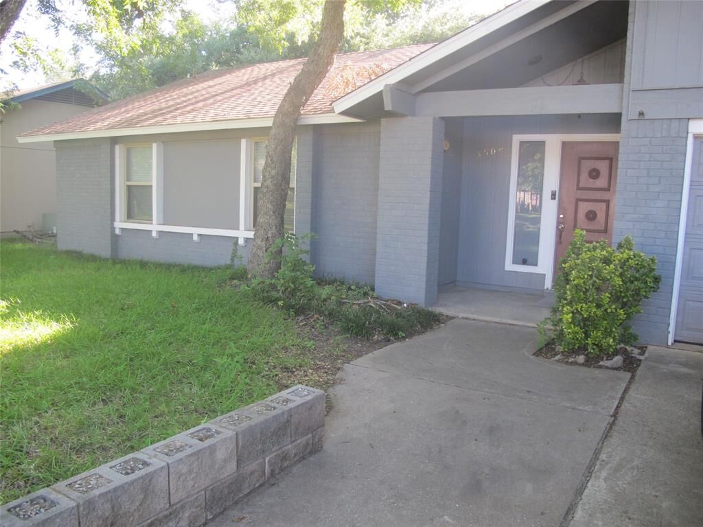 Property Photo: 3504 Roanoke Drive TX 78613