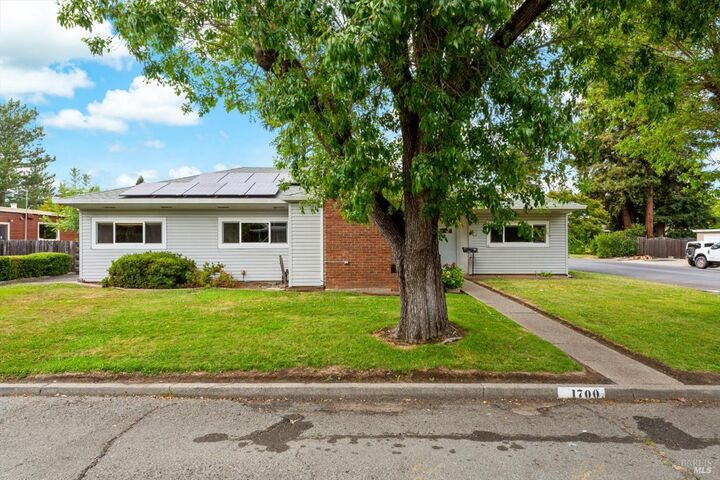Property Photo: 1700 Sierra Avenue CA 94558