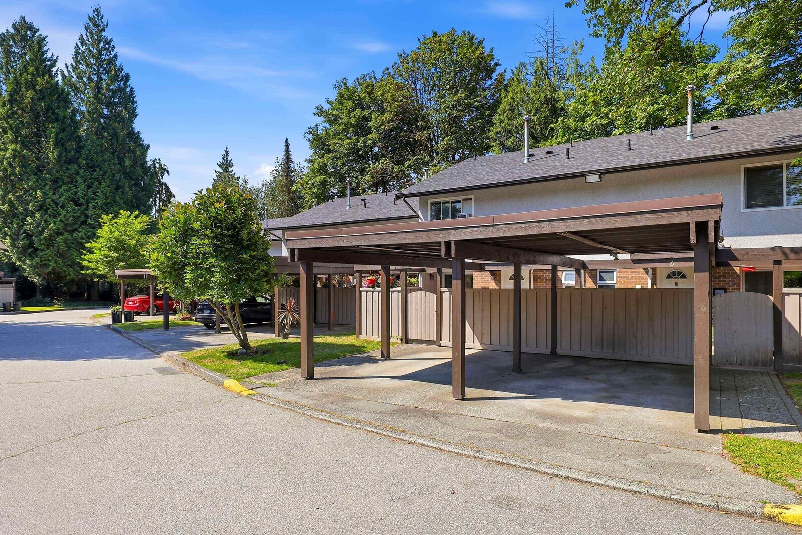 Property Photo:  3046 Coast Meridian Road 5  BC V3B 5B6 