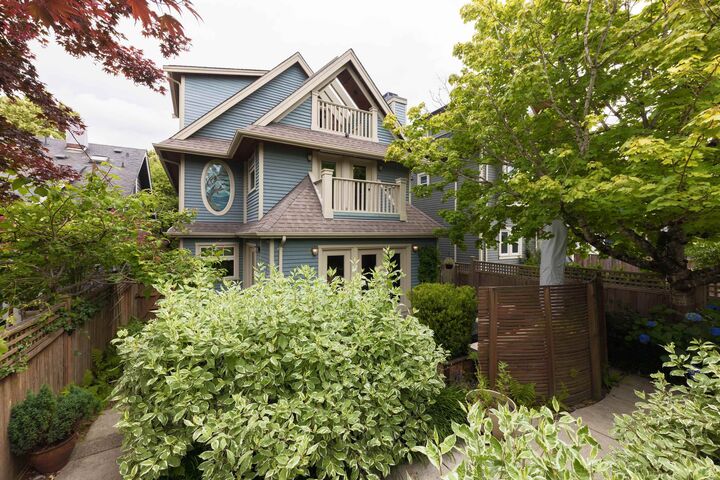 850 E 10th Avenue — photo 1