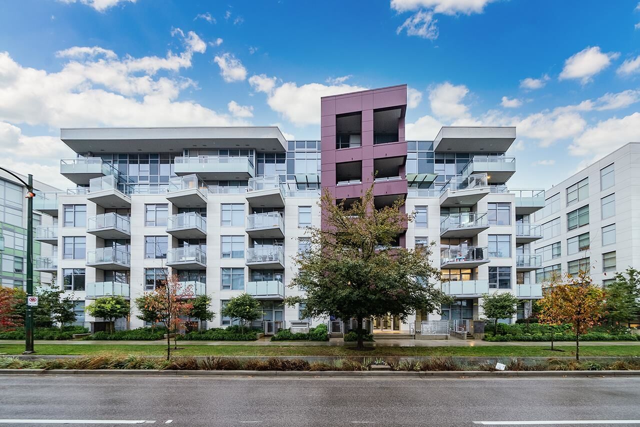 Property Photo: 5033 Cambie Street 402 BC V5Z 0H6