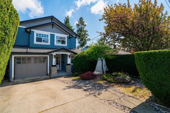 330 Richmond Street — photo 1