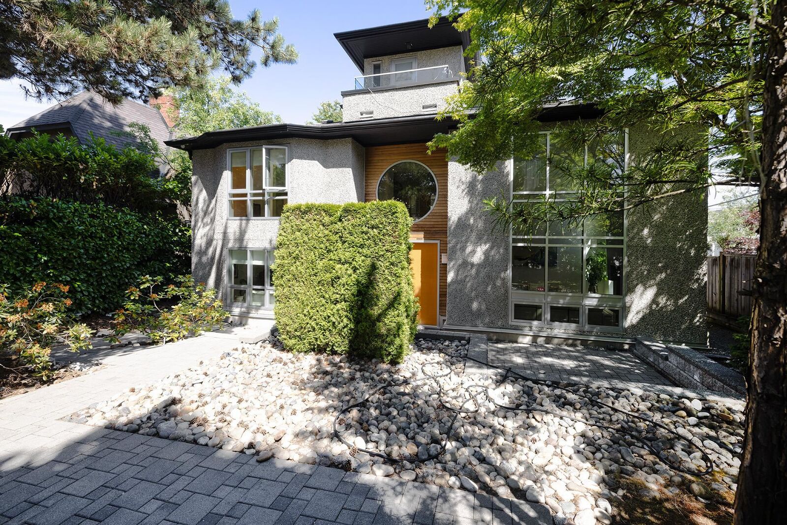 Property Photo: 4888 Trafalgar Street BC V6L 2M9