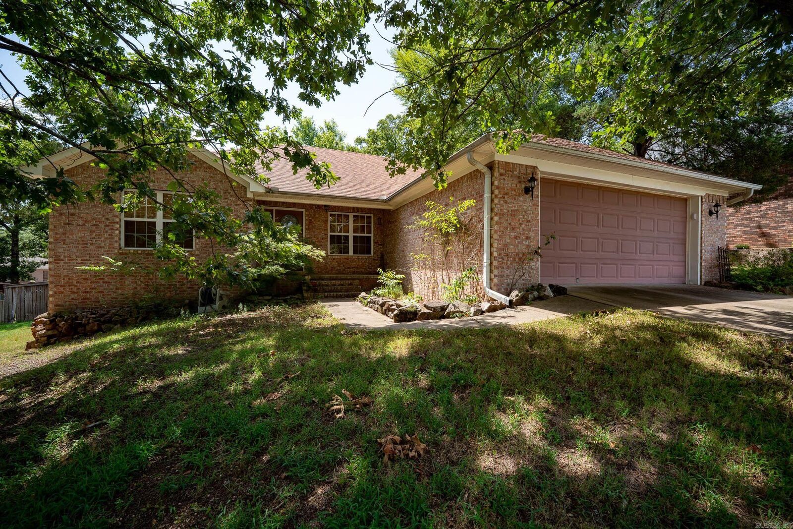 Property Photo: 1665 Highpoint Drive AR 72034