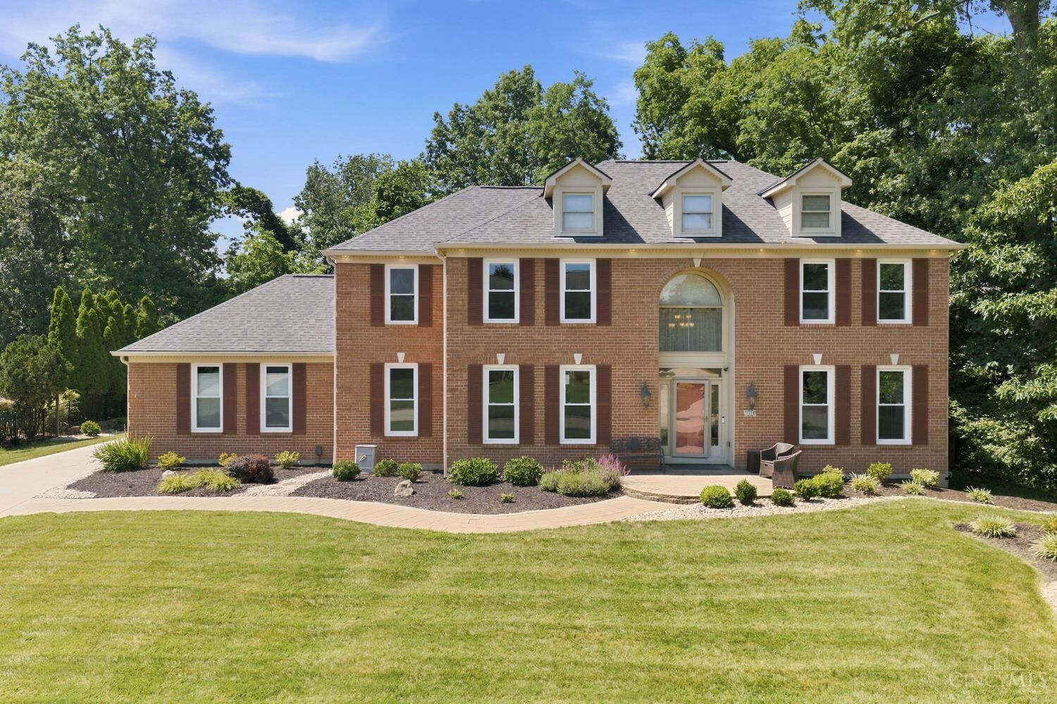 Property Photo: 1328 Bedfordshire Drive OH 45140