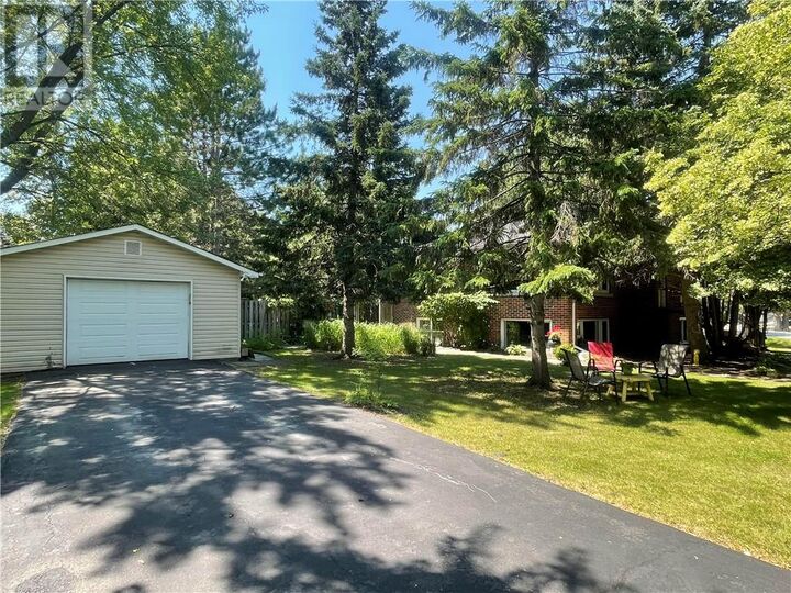 Property Photo: 47 Porter Street ON P3A 1C8