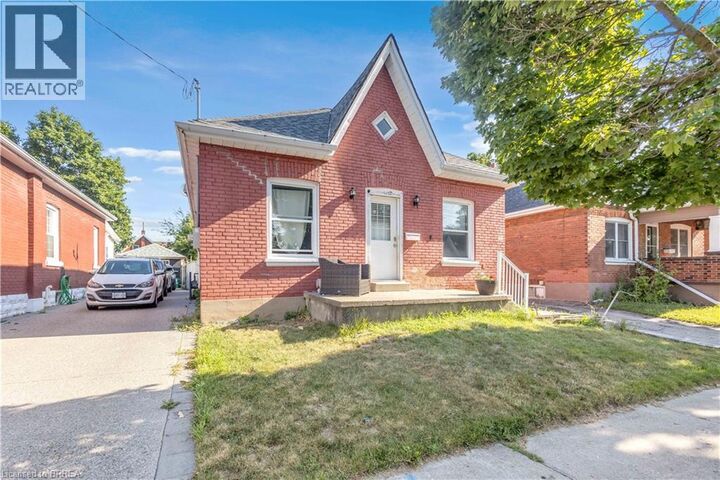 55 Aberdeen Avenue — photo 1