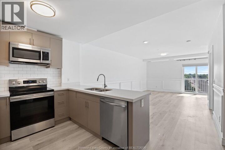 Property Photo:  1611 Banwell 416  ON N8P 1M9 