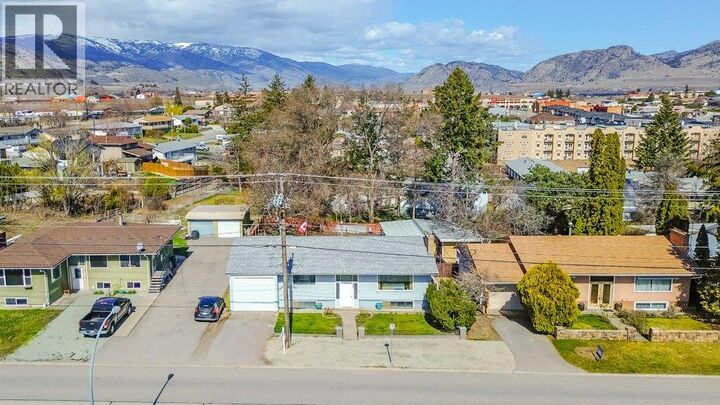 9108 74th Avenue — photo 1