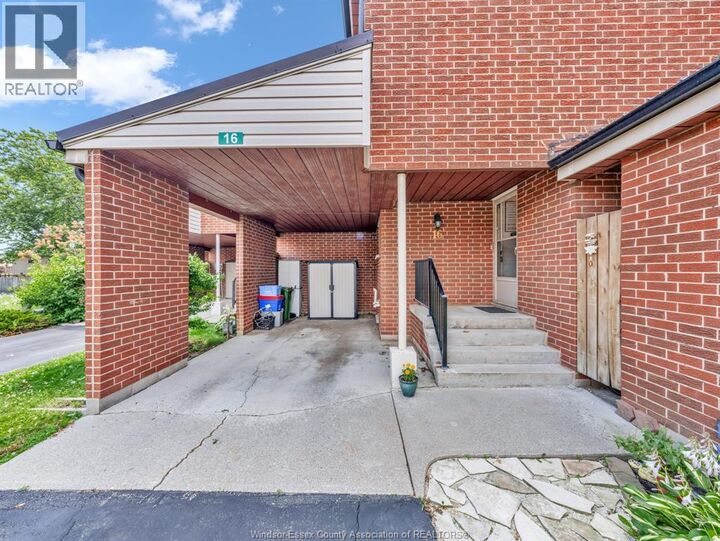 Property Photo:  201 Concession 3 16  ON N0R 1G0 