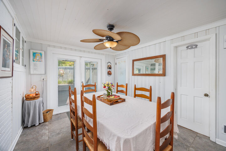 Property Photo:  2 NE Bay Drive  FL 32548 