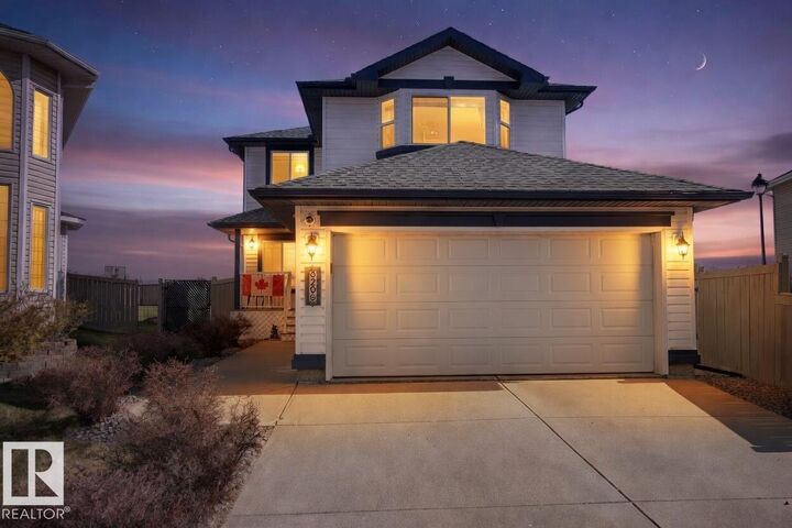 Property Photo:  3203 23 Street NW  AB T6T 2A9 