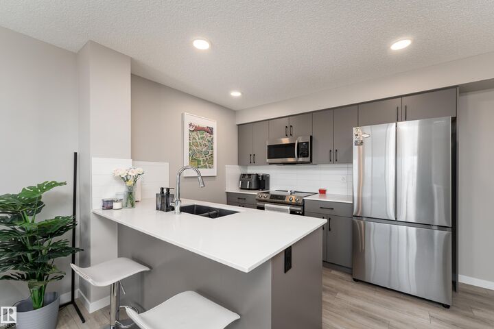 1530 Tamarack Boulevard NW 61A — photo 1