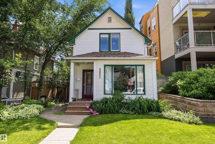 Property Photo: 9851 86 Avenue NW AB T6E 2L5