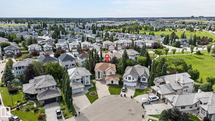 Property Photo:  610 Hunters Close NW  AB T6R 2W2 