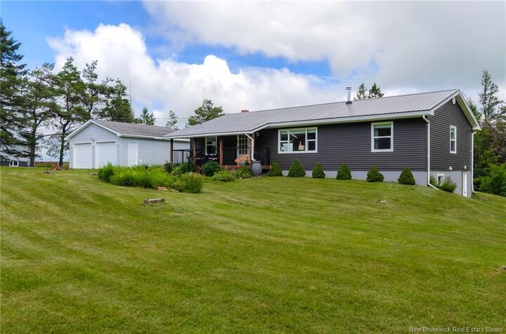 Property Photo:  55 Valleyview Drive  NB E4E 4P5 