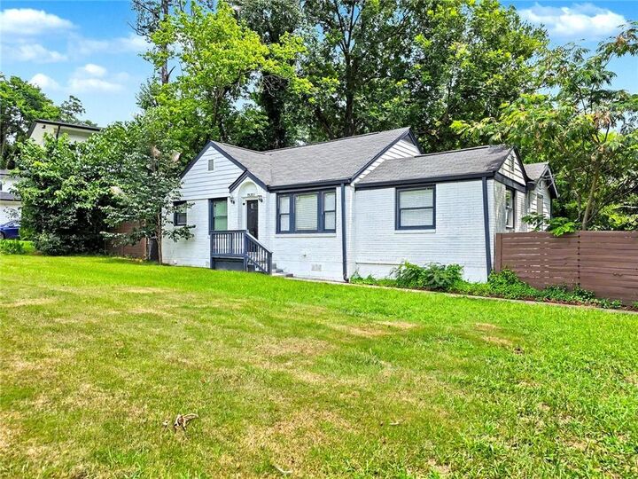 Property Photo: 1530 Columbia Drive GA 30032
