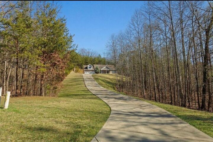 Property Photo: 108 Madison Court GA 30143