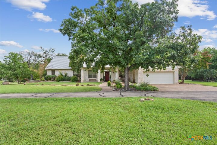 Property Photo: 13730 Settlements Road TX 76571