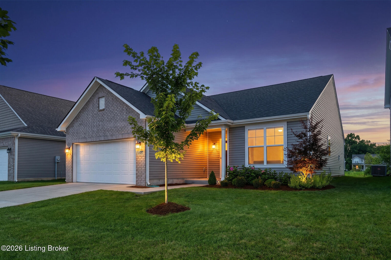 Property Photo:  17025 Meander Way  KY 40245 