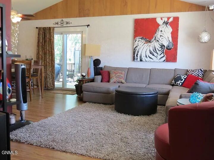 Property Photo: 1204 19th Street ND 58501