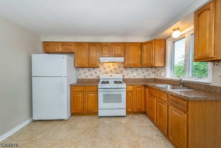 Property Photo:  56 Corabelle Ave 2  NJ 07644 