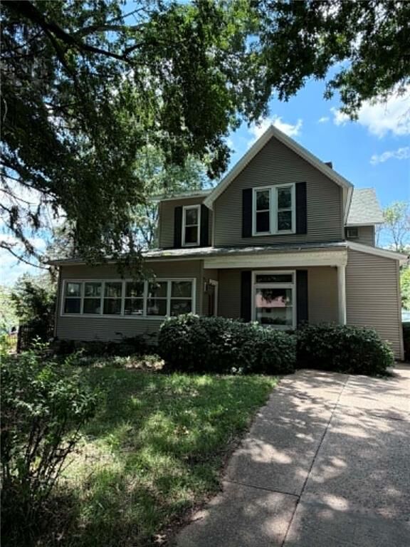 Property Photo: 701 Mill Street MO 64470