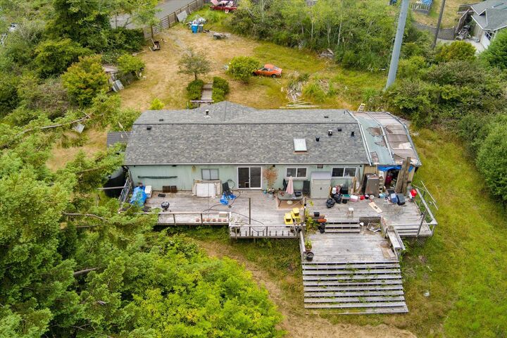 Property Photo:  420 Hidden Valley Road  CA 95524 