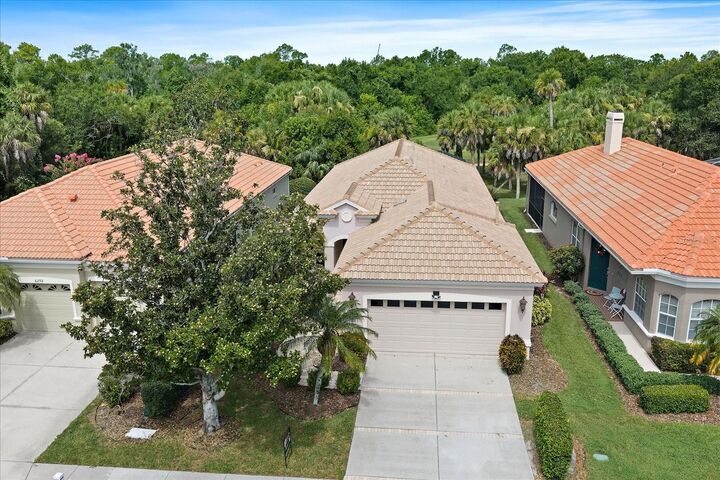 Property Photo: 6288 Wingspan Way FL 34203