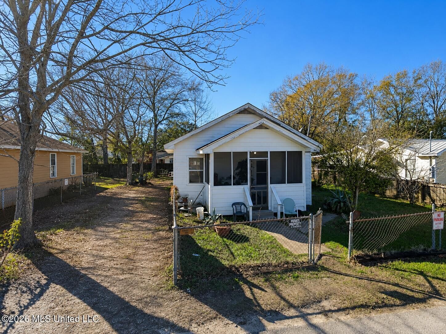 Property Photo:  817 Handy Avenue  MS 39564 