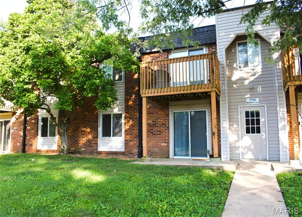 Property Photo:  5766 Westphalia Lane B  MO 63129 