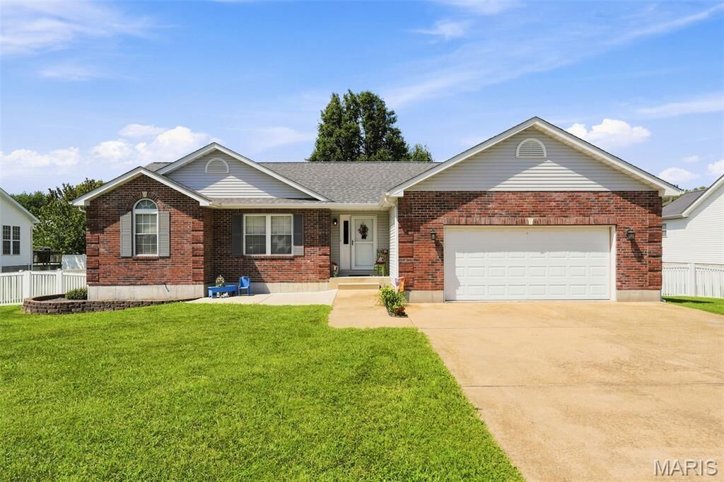 Property Photo:  507 Cobblestone Court  MO 63640 