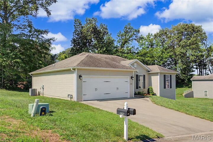 Property Photo: 206 Eagles Crossing MO 63701