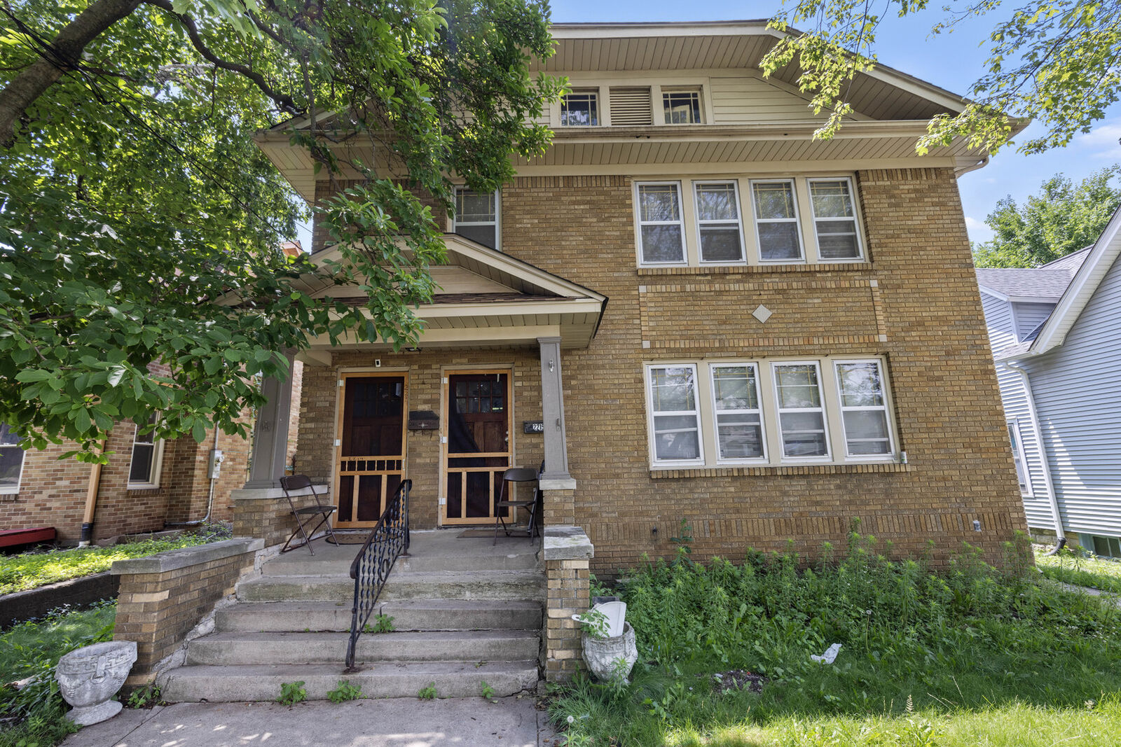 Property Photo: 2215 13th Avenue IL 61104