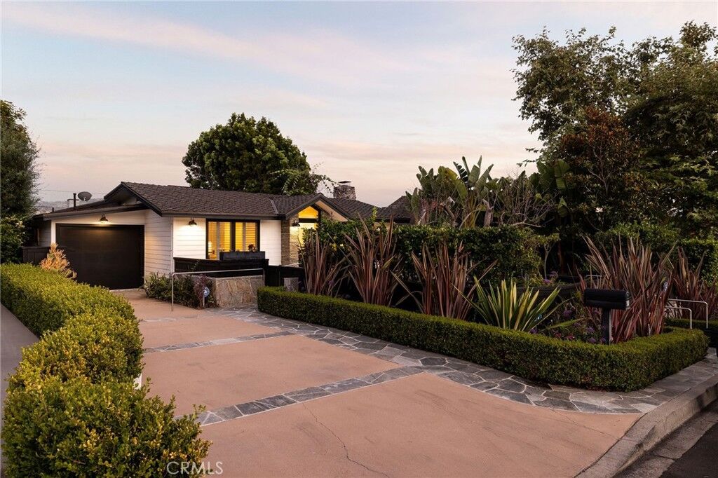 Property Photo: 461 Linden Street CA 92651