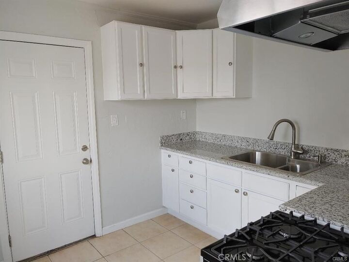 Property Photo:  515 Pallesi  CA 92311 