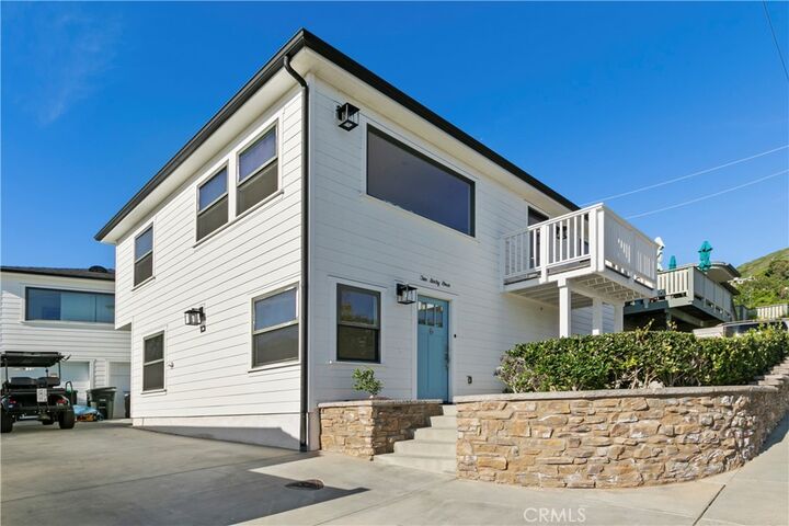Property Photo:  264 266 San Joaquin  CA 92651 