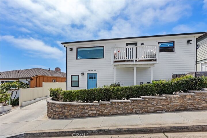 Property Photo:  264 266 San Joaquin  CA 92651 