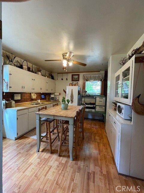 Property Photo:  795 Townsend  CA 96104 