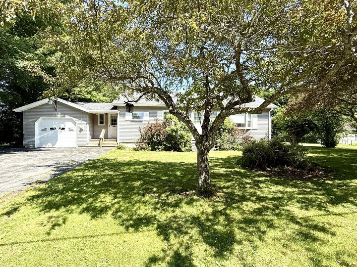 Property Photo: 166 Ridge Road ME 04606