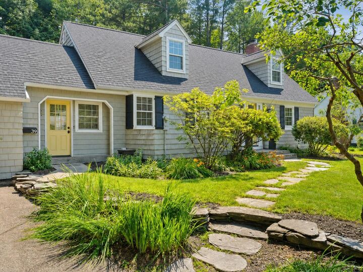 Property Photo: 39 Laurel Hill Drive VT 05403