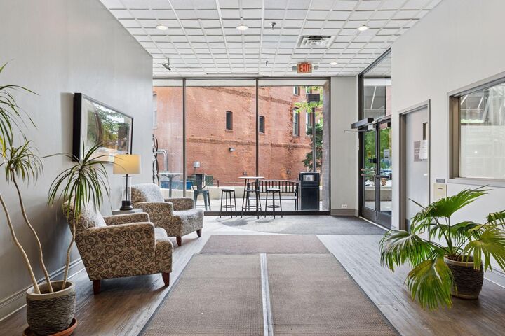 Property Photo:  291 7th Street W 1604  MN 55102 
