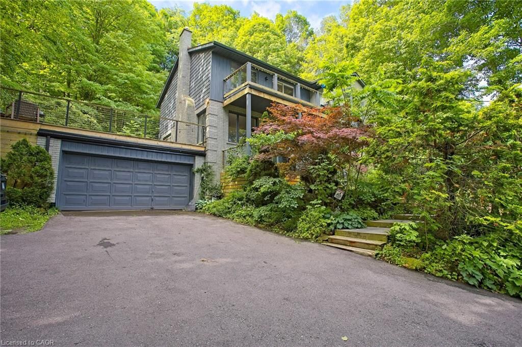 Property Photo: