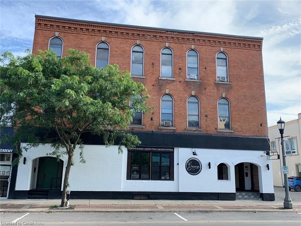 Property Photo:  69 East Main Street 204  ON L3B 3W4 