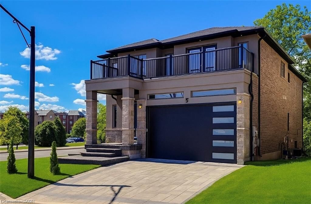 Property Photo: