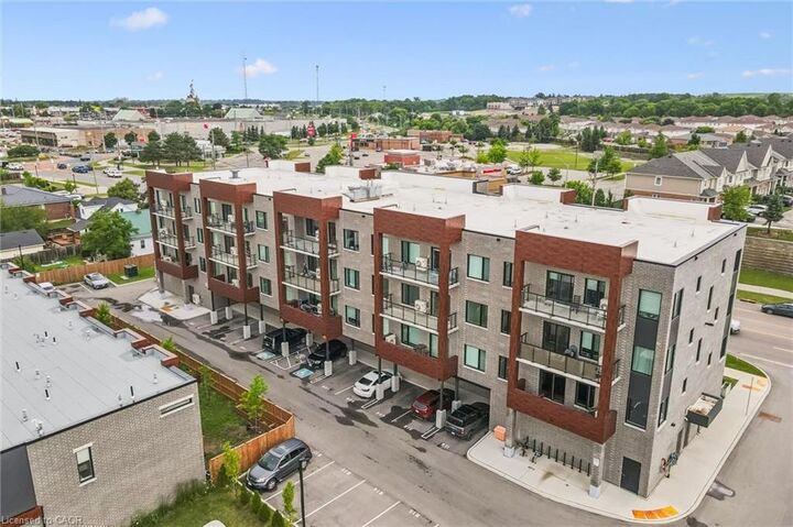 408 Dundas Street S 203 — photo 1