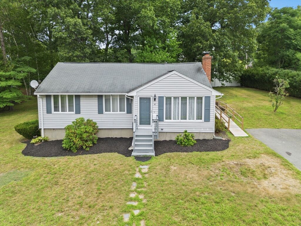 Property Photo: 41 Samoset Rd MA 01960