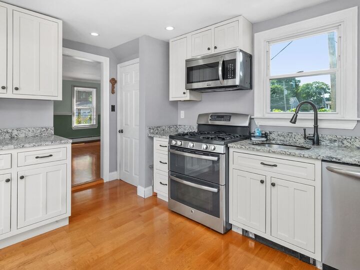 Property Photo:  142 Calvary Street  MA 02453 