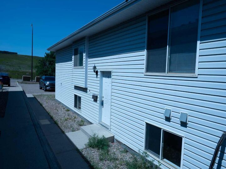 Property Photo: 68 Valleyview Drive SW AB T1A 8N6