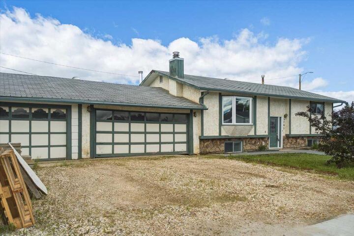 Property Photo: 9703 95 Avenue AB T0H 3S0